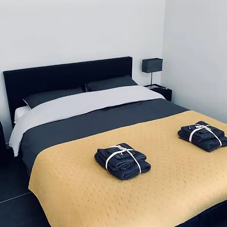 Rustic Holiday Home With Air Conditioning! Casa de Férias Schagen